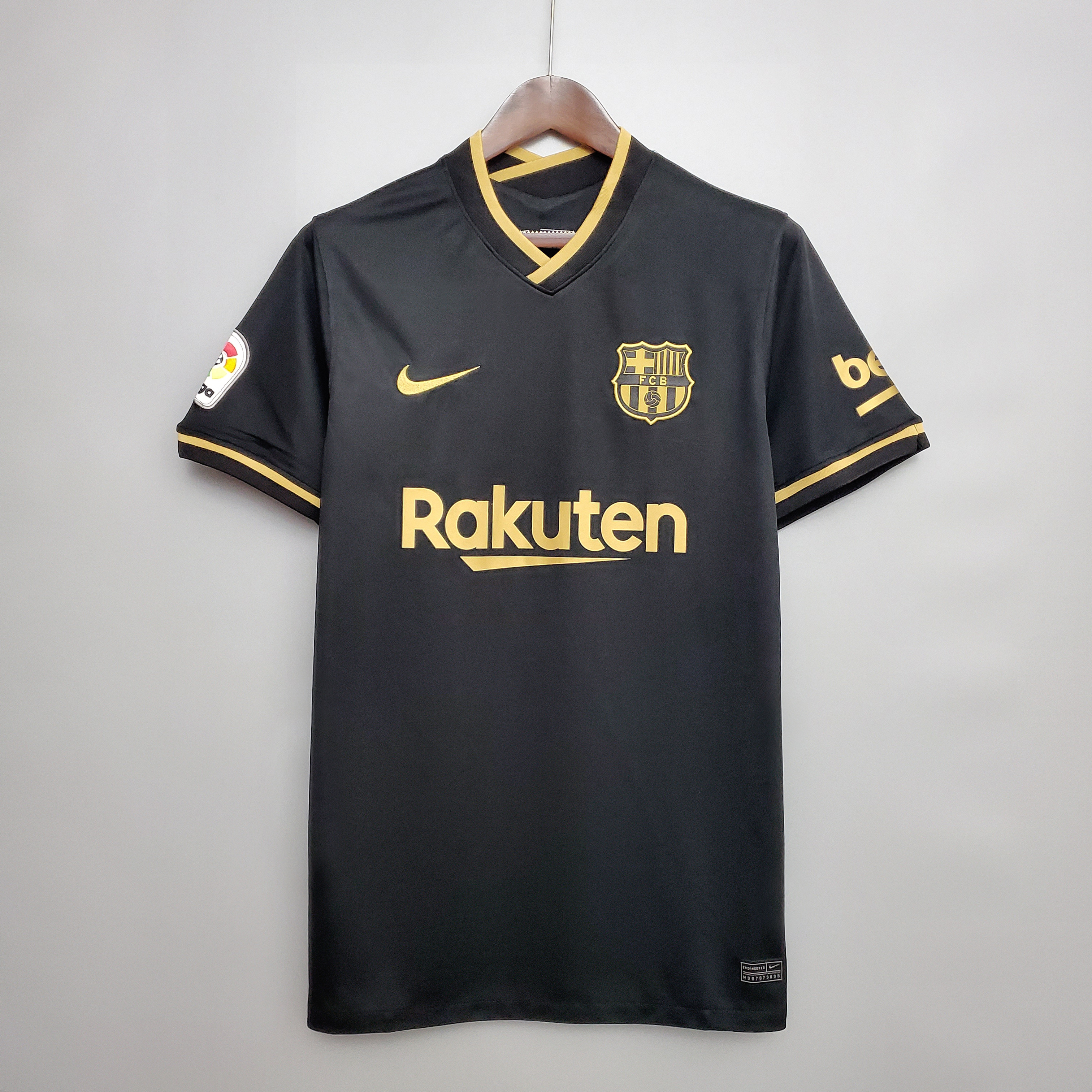 Mens Barcelona Retro Away Jersey 2020/21 Black Barcelona retro away jersey with gold V-neck trim and Rakuten sponsor front view