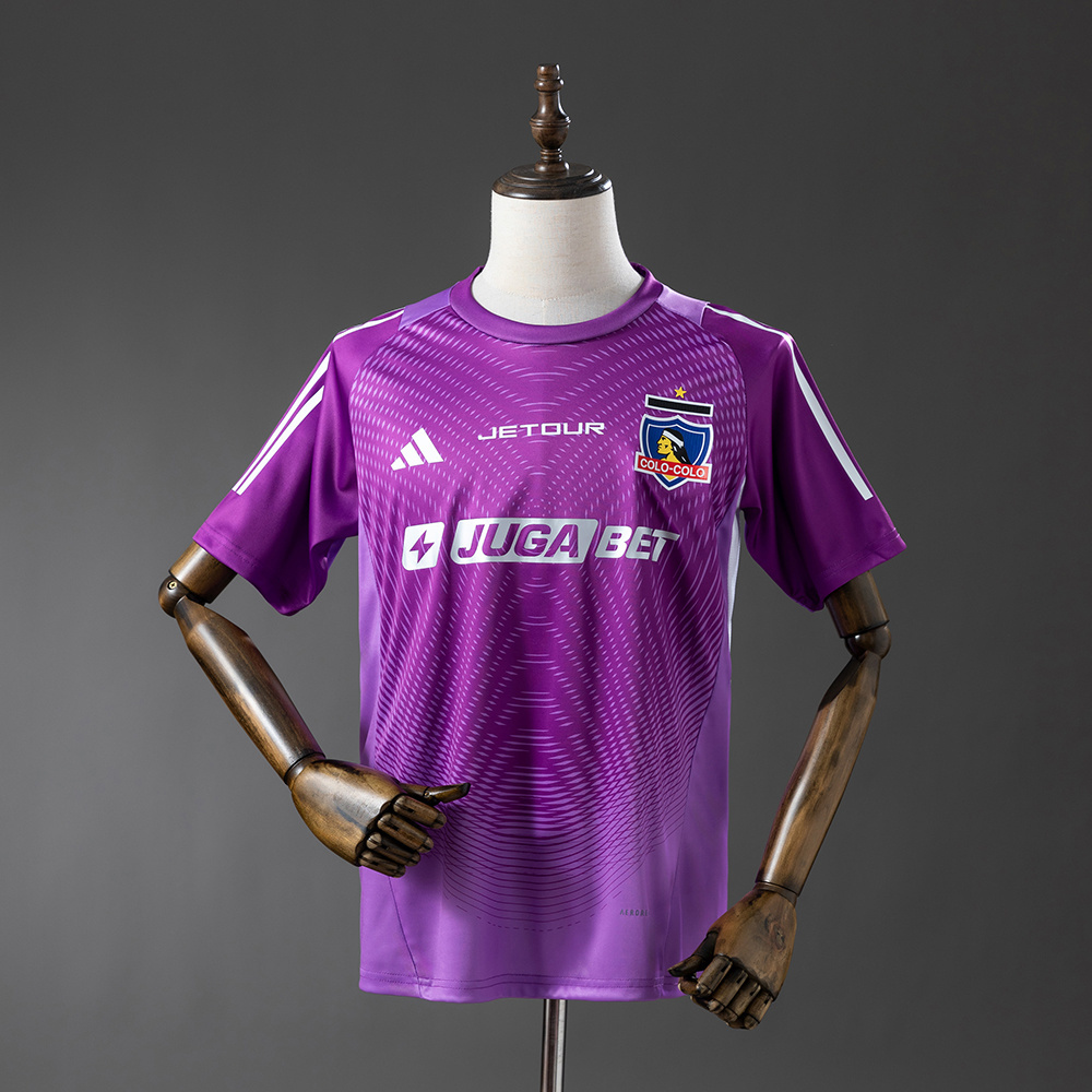 Mens Colo Colo Purple Goalkeeper Jersey 2025/26 Mens Colo Colo Purple Goalkeeper Jersey 2025/26 front view with sonic wave graphics