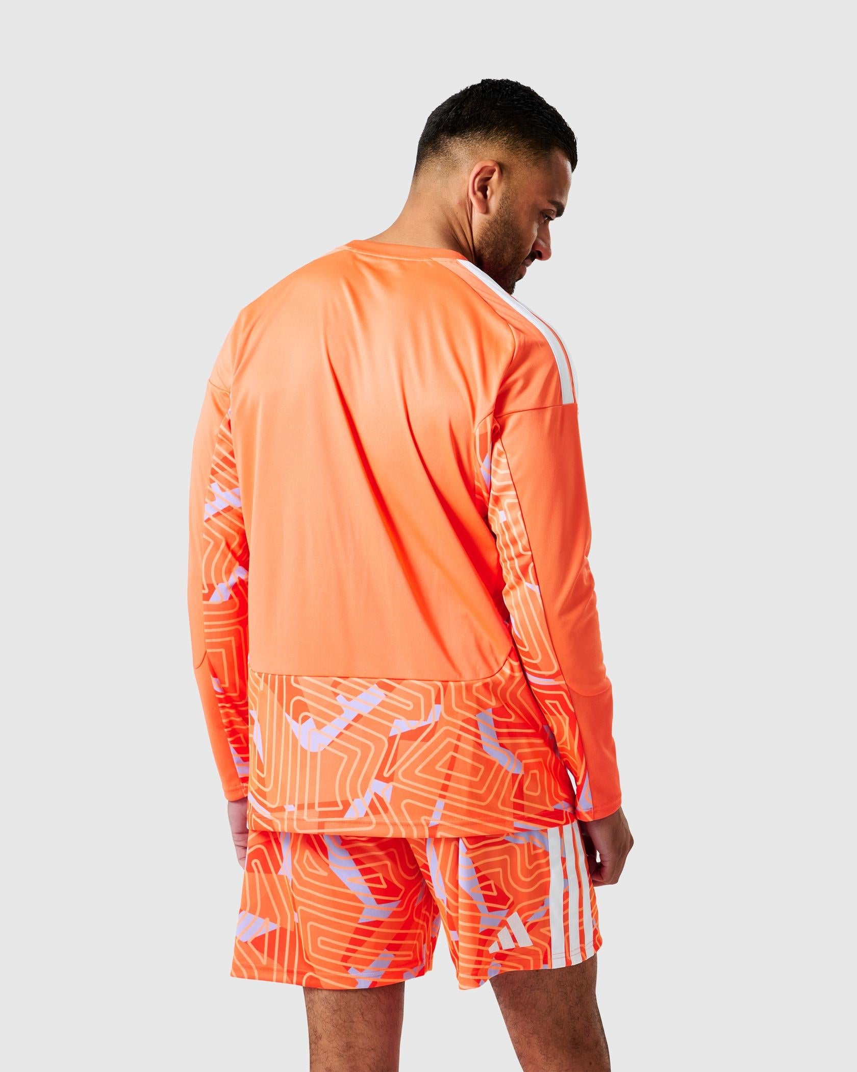 Mens Nottingham Forest Orange Goalkeeper Long Sleeve Jersey 2026/27 Mens Nottingham Forest Orange Goalkeeper Long Sleeve Jersey 2026/27
