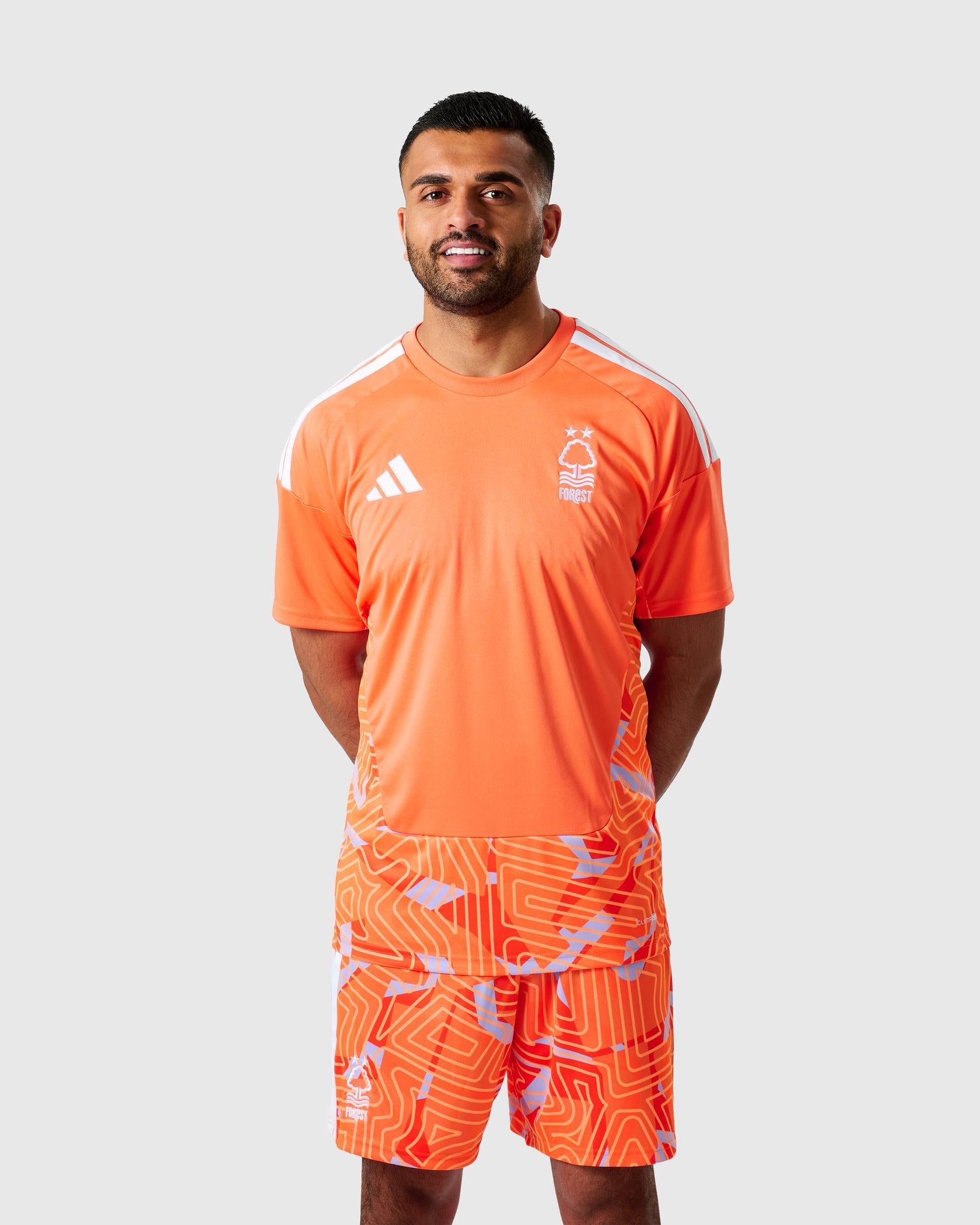 Mens Nottingham Forest Orange Goalkeeper Jersey 2026/27 Mens Nottingham Forest Orange Goalkeeper Jersey 2026/27