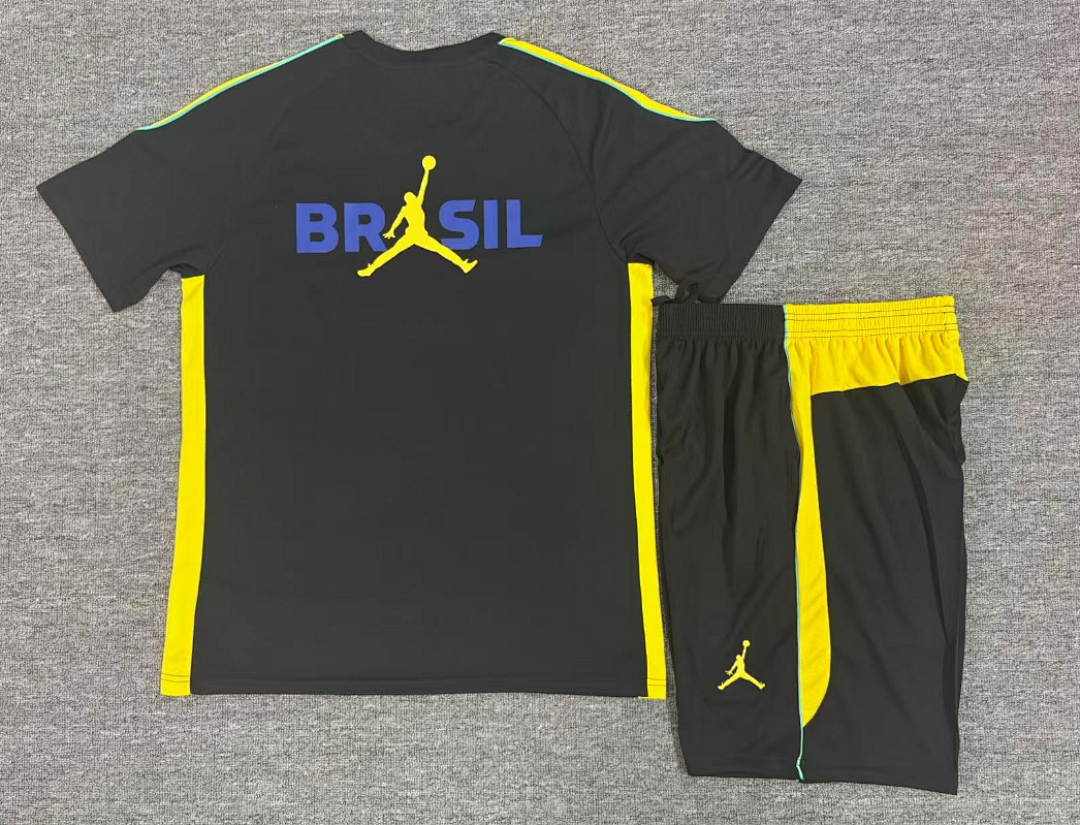 Kids Brazil Jordan Collaboration Black/Yellow Training Kit 2026 Kids Brazil Jordan Collaboration Black/Yellow Training Kit Kit 2026 rear view of shirt and shorts