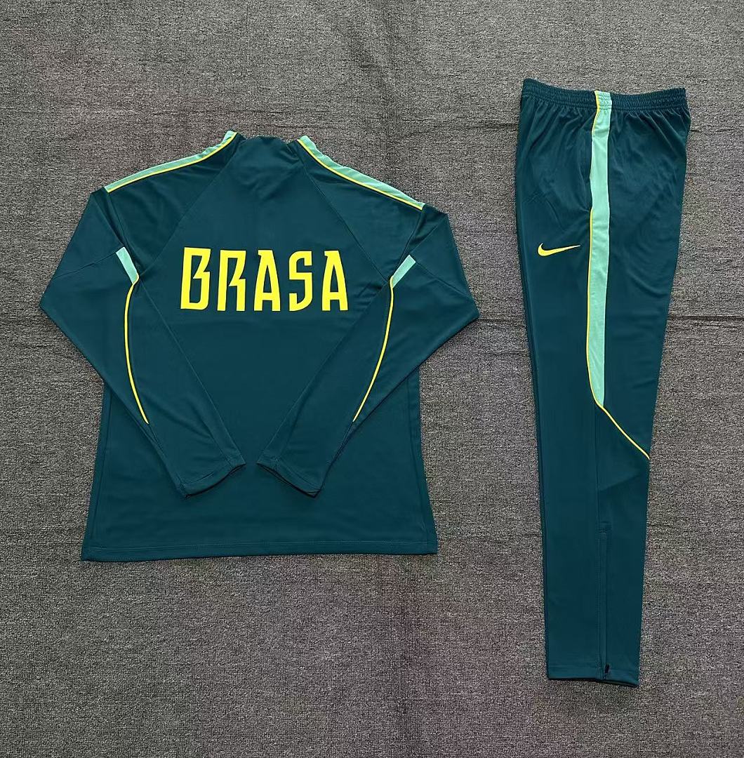 Kids Brazil Half-zip Dark Green Training Kit Suit 2026 Kids Brazil Half-zip Dark Green Training Kit Suit 2026 rear view of shirt and shorts